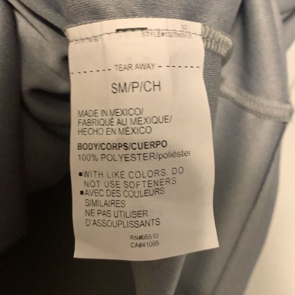 NWT Under Armour Men’s Small HeatGear Loose Short Sleeve T-shirt - Picture 9 of 9